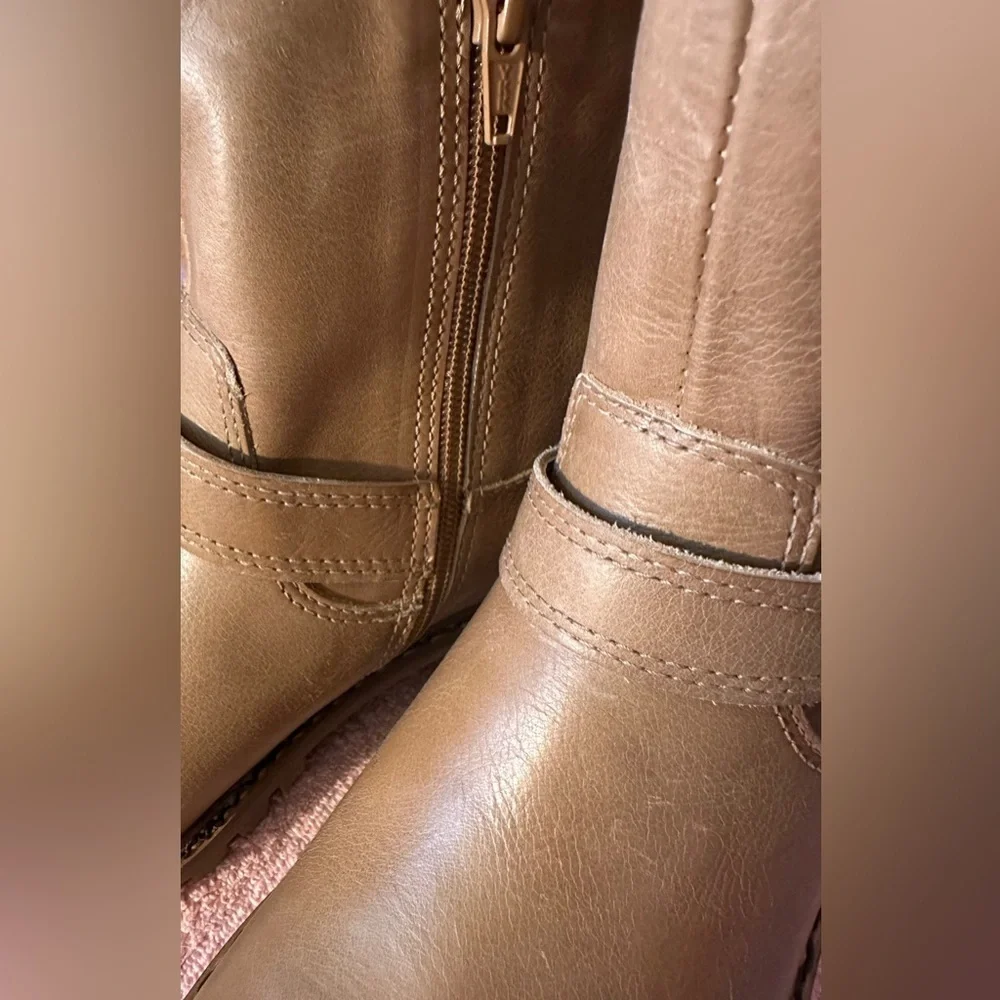 NEW Lucky Brand Women's Kenadie Ankle Riding Boot Brown Leather Size 7.5